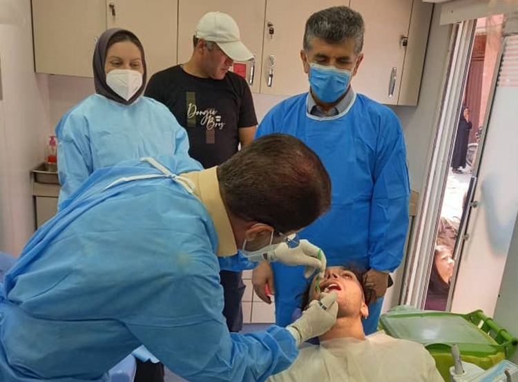 اهالی منطقه کوی حسینی بابل از خدمات رایگان دندانپزشکی بهرهمند شدند