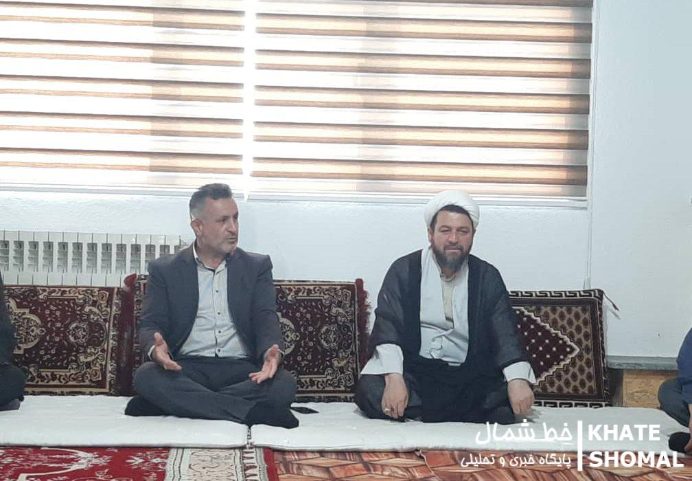 نشستی بهمناسبت ۵ مرداد سالروز اولین اقامه نماز جمعه کشور با امام جمعه سرخرود