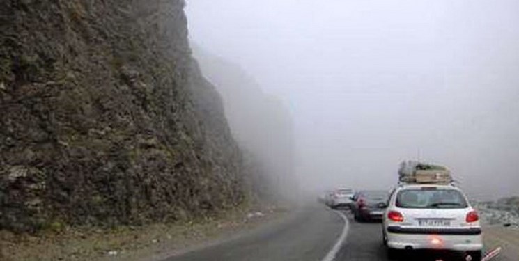 جادههای شمال خلوت اما بارانی است