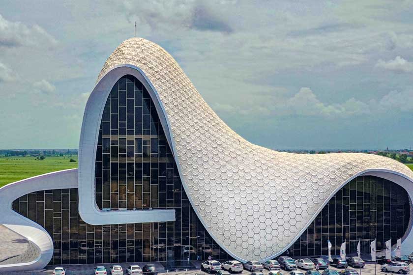 سرای گردشگری سیمرغ محمودآباد جزو برترینهای کشور/ شهربازی مجموعه تفریحی بزودی رونمایی میشود