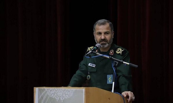 شهید «آوینی» ممتاز و بینظیر است