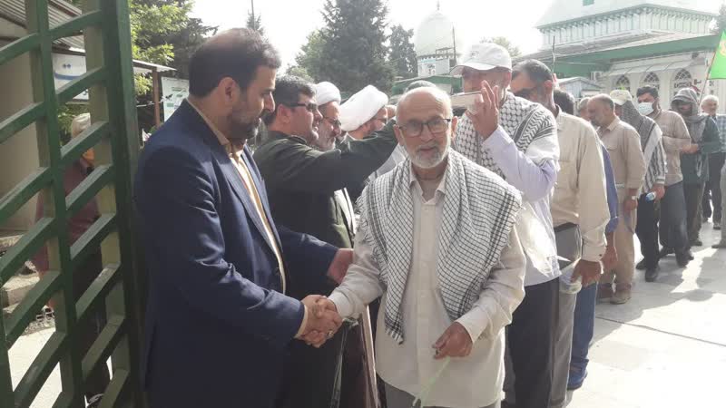 اعزام اولین کاروان پیادهروی رهروان عاشقان خمینی(ره) از مازندران به مرقد امام راحل