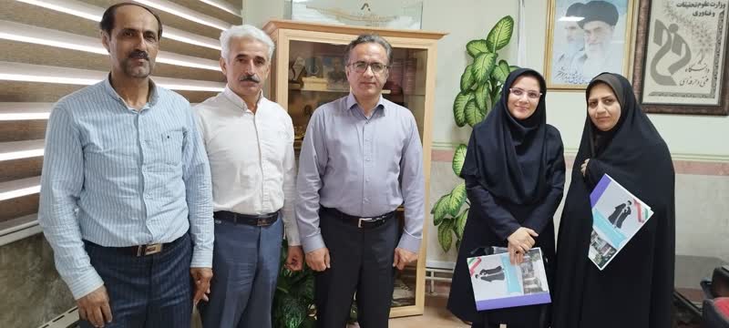 تجلیل از بانوان شاغل در دانشگاه فنیوحرفهای بهمناسبت هفته عفاف و حجاب