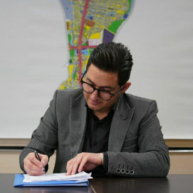 خبرنگار برای نظام سیاسی موهبت است نه تهدید/ لزوم اطلاعرسانی و حل مشکلات خبرنگاران در اولویت دولت نیست