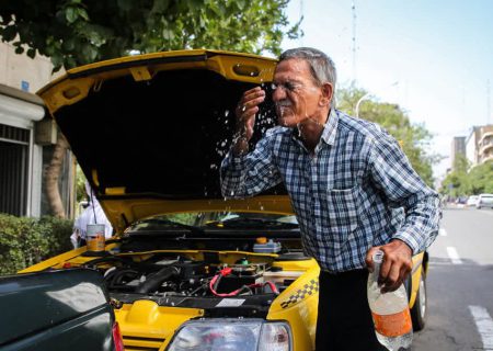 افراد شاغل در هوای گرم باید مراقب سلامت خود باشند