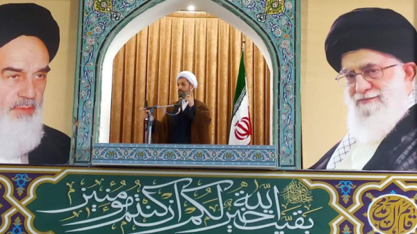 سیره امام سجاد (ع) در عصر کنونی برای مقابله با هجمه رسانههای غرب، راهگشا است