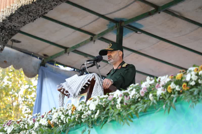 وفاداری نیروهای مسلح به جامعه اسلامی و حرم ایران/ بیانیه گام دوم انقلاب، گرهگشای تحقق جامعه انسانی و الهی است