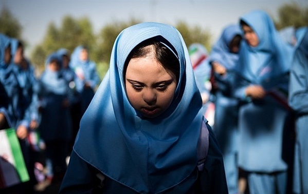 روایت درس خواندن 500 دانشآموز اوتیسم در مدارس استثنایی مازندران/ کمبود نیروی گفتاردرمان و کاردرمان در استان جدی است