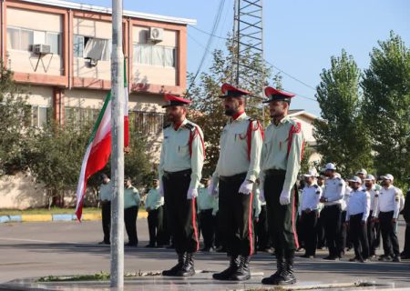 مراسم صبحگاه مشترک نیروی انتظامی محمودآباد