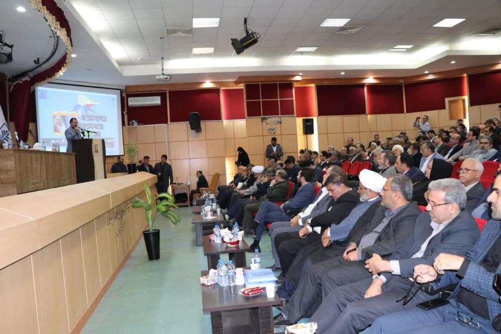 همایش بررسی فرصتها و چالشهای منطقه آزاد در دانشگاه مازندران برگزار شد