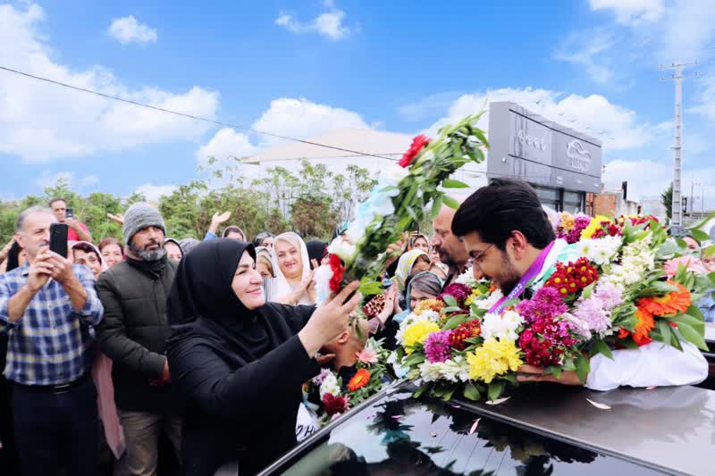 استقبال از دو قهرمان مدالآور آملی در مسابقات پاراآسیایی هانگژو