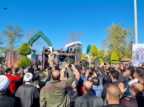 مهماننوازی با نوای یا زهرا (س) از پیکر مطهر شهید 24 ساله گمنام و بینشان دفاع مقدس/ در سرخرود باز عطر شهیدی پیچید