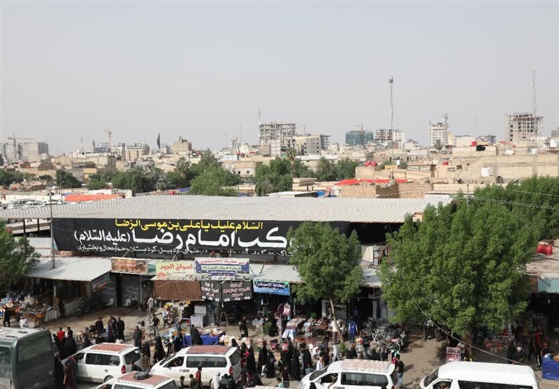 پذیرایی زائران پیادهروی اربعین در موکبهای امام رضایی