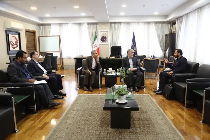 جشنواره سیمرغ روی میز وزیر ارشاد/ هدف جشنواره، تعمیق ارزشهای دینی و ترویج فرهنگ ایثار و شهادت است