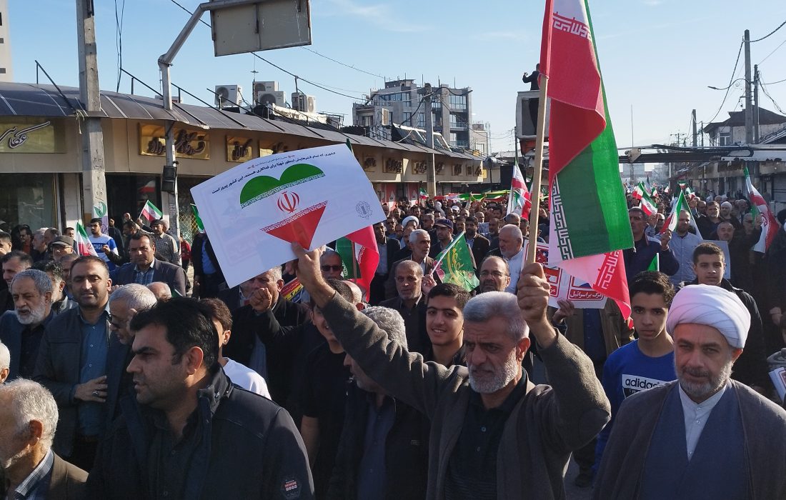 خروش غیورانه  مردم همیشه در صحنه شهرستان محمودآباد علیه آشوب و اغتشاش