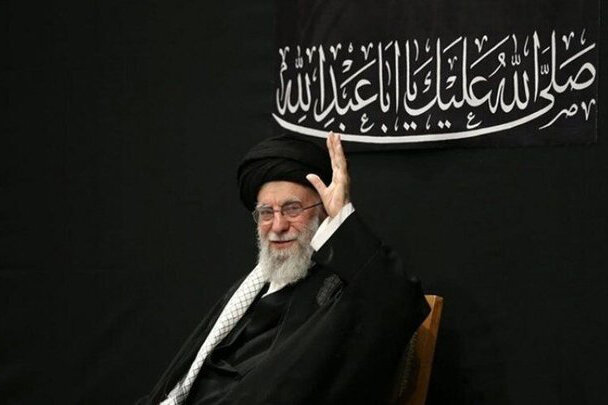 رهبر انقلاب اسلامی به فیض شهادت نائل شدند