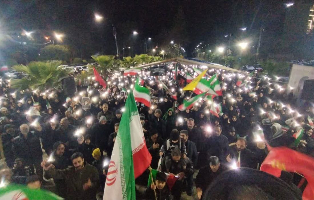 حضور مردم ولایتمدار شهرستان محمودآباد در شب‌های قدر انقلاب