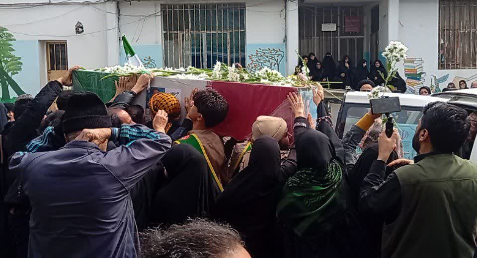 شهید ناوشکن دنا در زادگاهش، محمودآباد تشییع شد