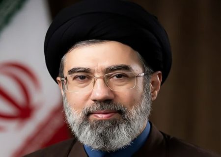آیت‌الله سیدمجتبی خامنه‌ای سومین رهبر نظام اسلامی ایران شدند