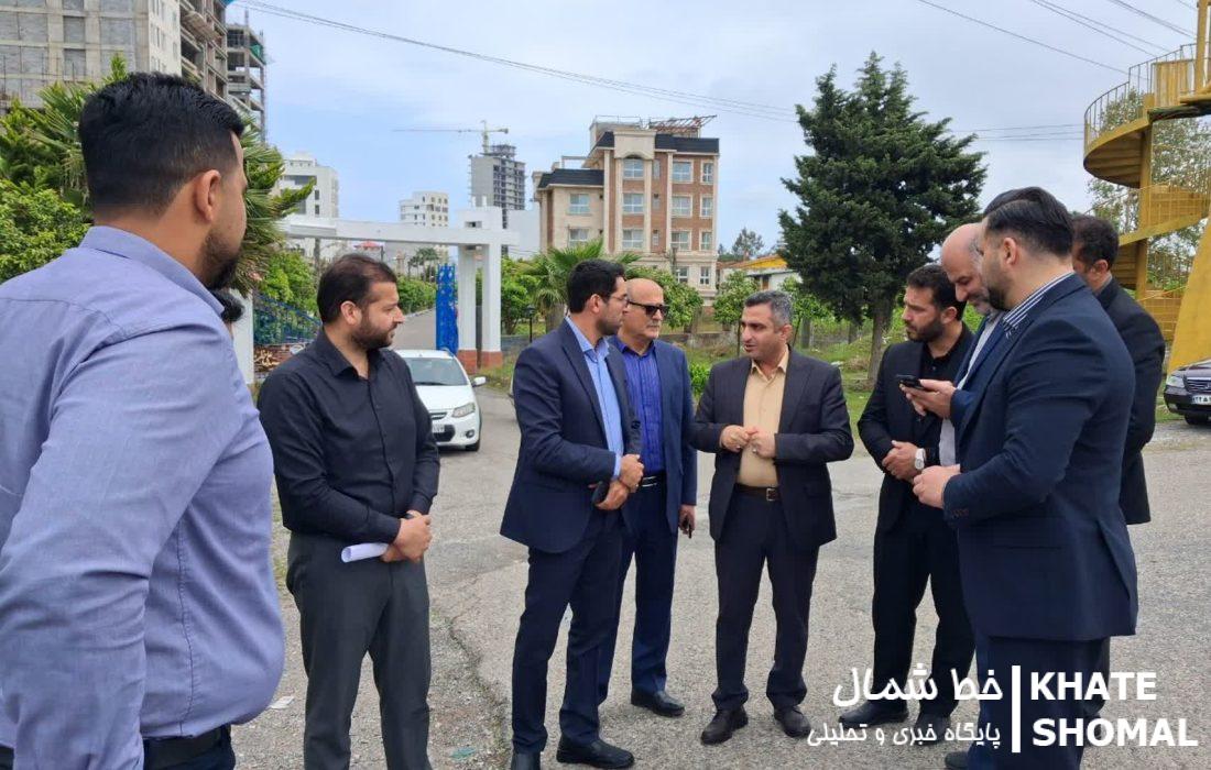 بازدید میدانی فرماندار محمودآباد از طرح تعریض ضلع غربی و نصب اِلِمان شهرستان