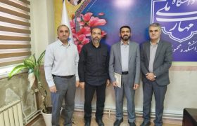 تجلیل رئیس دانشگاه از مدیر روابط عمومی دانشگاه ملی مهارت محمودآباد